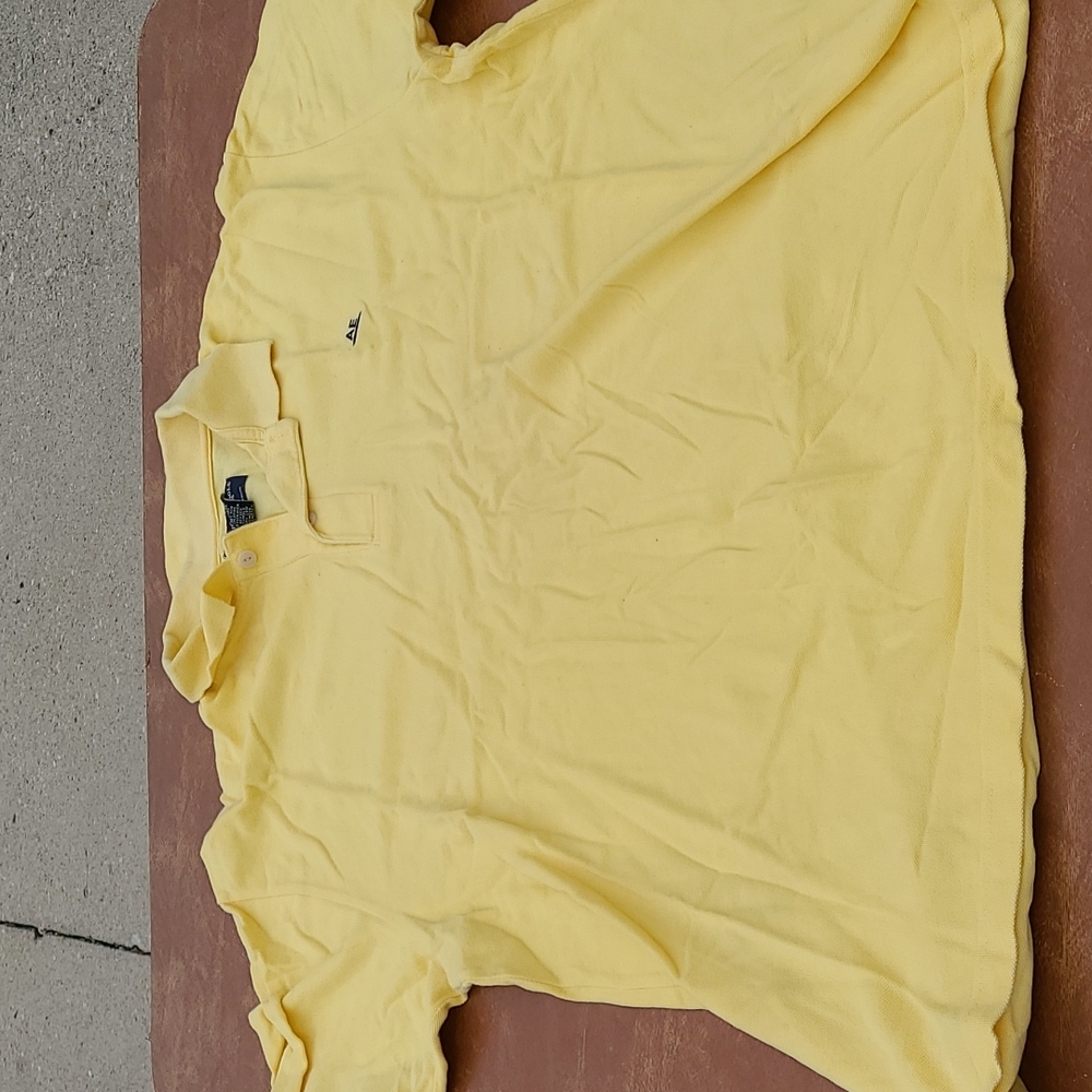 American Eagle polo